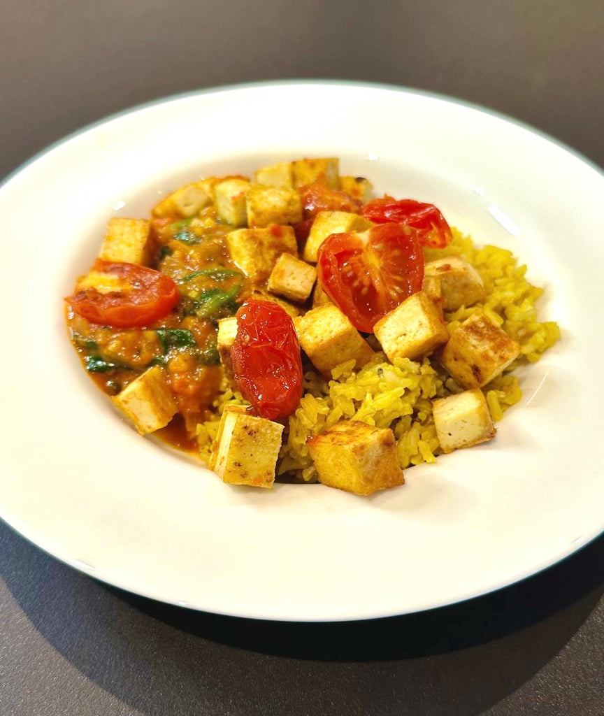 Goldenes Reis Tofu Curry - vegan